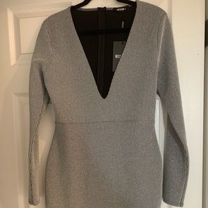 MISGUIDED NEW Deep VNeck Lng sleeve Mini Dress